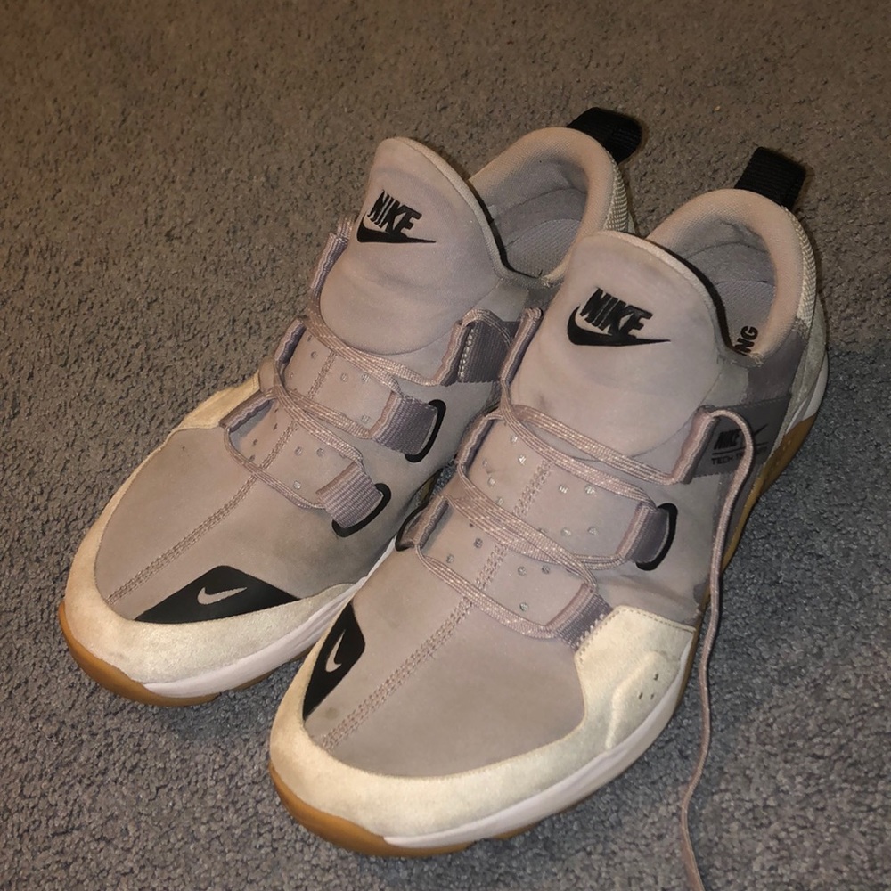 Nike tech trainer training shoes